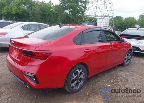 2020 Kia Forte Lxs z USA, uszkodzony, nr VIN 3KPF24AD7LE260940
